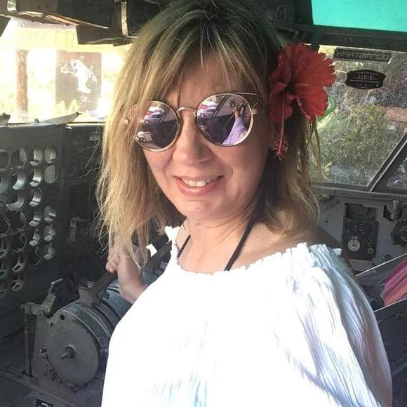 Meet your Posher, Heidi - Picture 1 of 1